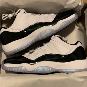 Jordan Emerald Retro 11